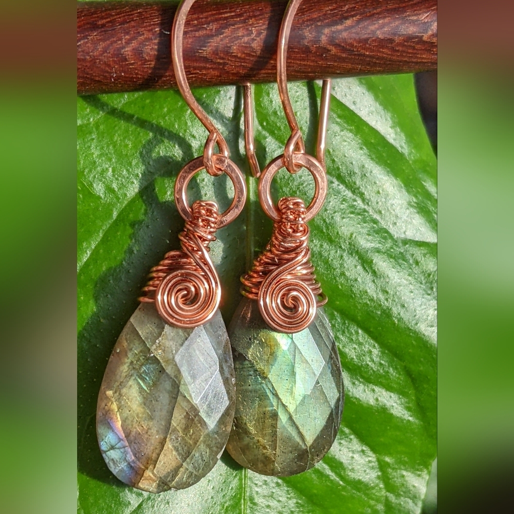 Iridescent Natural Gem Drop Earrings Labradorite Hand Wrapped In Pure Copper - Picture 7 of 15
